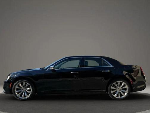 2016 Chrysler 300C Base