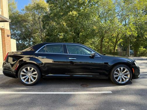 2016 Chrysler 300C Base