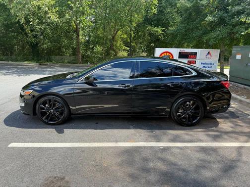 2021 Chevrolet Malibu FWD LT