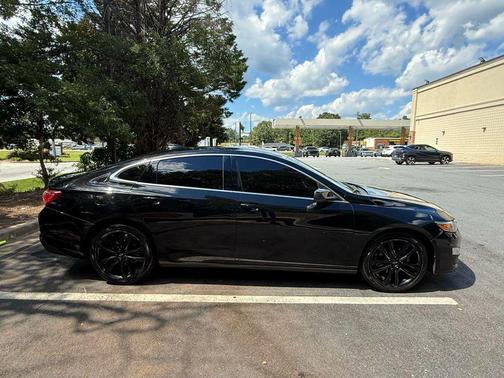 2021 Chevrolet Malibu FWD LT