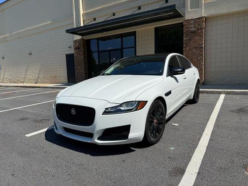 2017 Jaguar XF 35t Premium