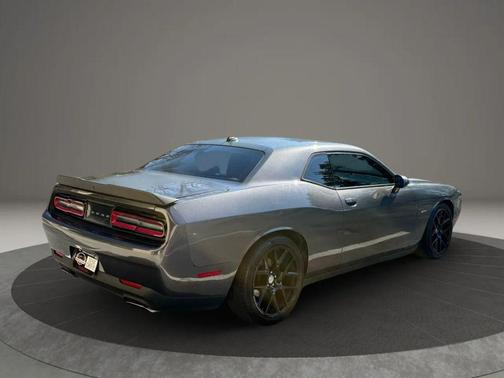 2016 Dodge Challenger R/T