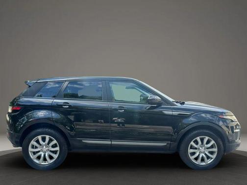 2017 Land Rover Range Rover Evoque SE