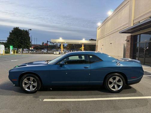 2020 Dodge Challenger SXT