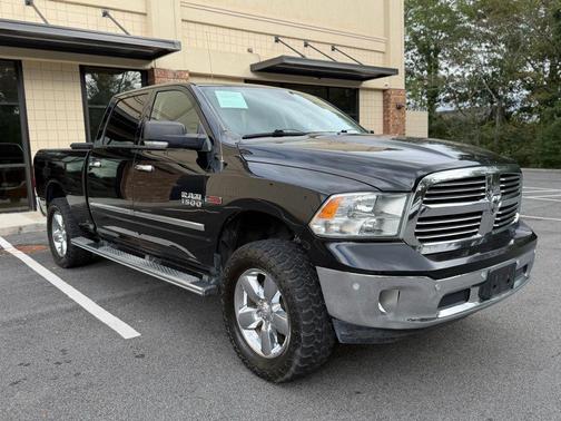 2015 RAM 1500 SLT