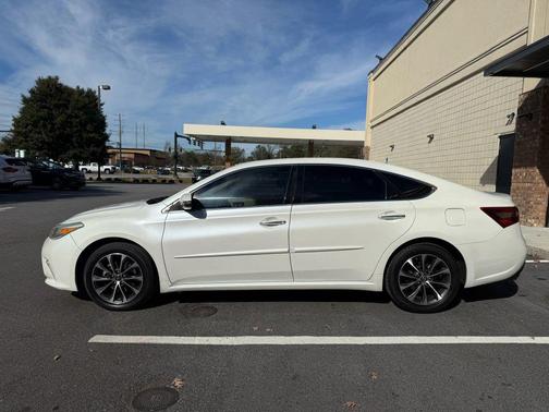 2016 Toyota Avalon Limited