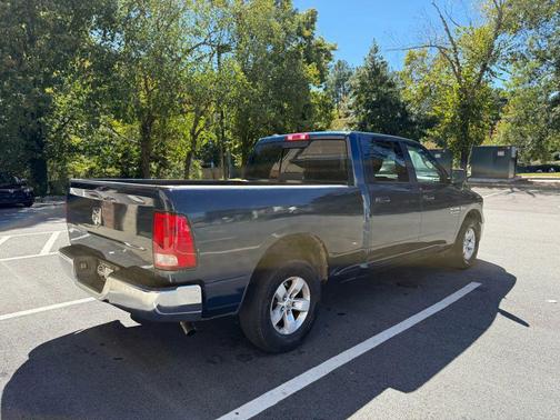 2019 RAM 1500 SLT