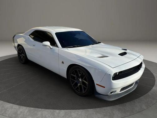 2016 Dodge Challenger R/T Scat Pack
