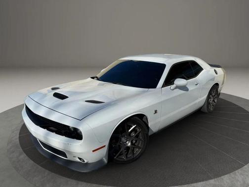 2016 Dodge Challenger R/T Scat Pack