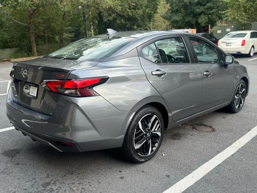 2024 Nissan Versa 1.6 S
