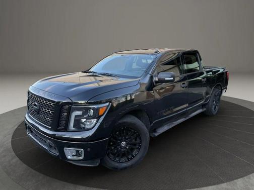 2018 Nissan Titan SV