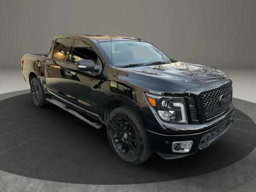 2018 Nissan Titan SV