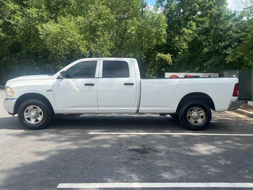 2018 RAM 2500 Tradesman Crew Cab 4x2 8' Box
