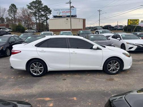 2015 Toyota Camry SE