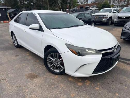 2015 Toyota Camry SE