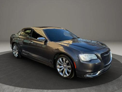 2018 Chrysler 300 Touring