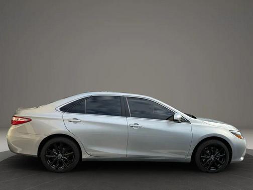 2015 Toyota Camry XSE