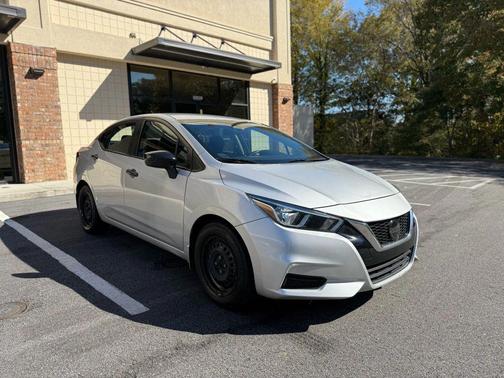 2021 Nissan Versa 1.6 S