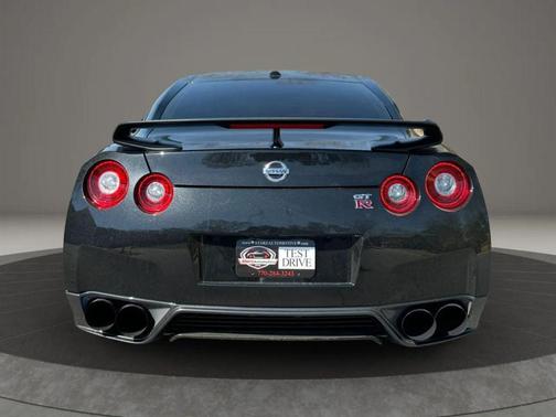 2015 Nissan GT-R Black Edition