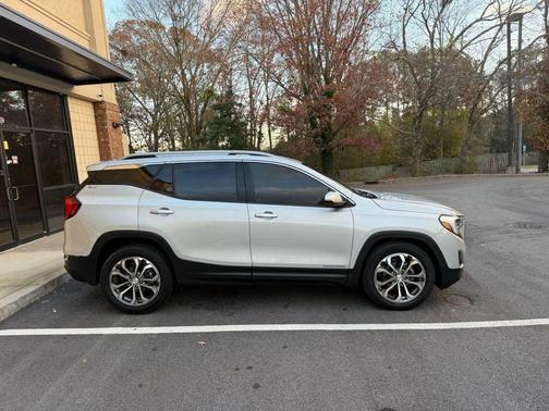2021 GMC Terrain SLT