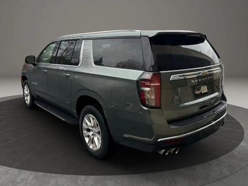 2024 Chevrolet Suburban Premier