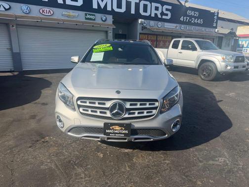 Polar Silver Metallic 2018 Mercedes-Benz GLA 250 4MATIC