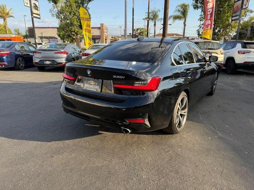 Jet Black 2021 BMW 330 330i Sedan 4D
