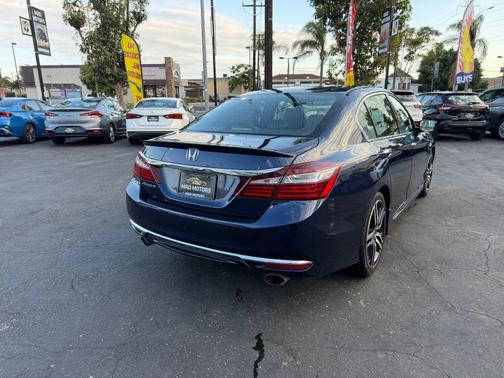 Obsidian Blue Pearl 2017 Honda Accord Sport
