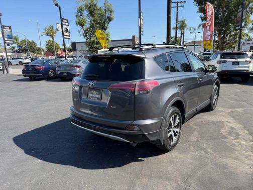 Magnetic Gray Metallic 2016 Toyota RAV4 XLE