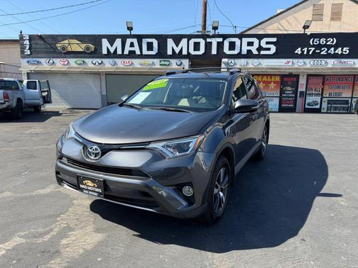 Magnetic Gray Metallic 2016 Toyota RAV4 XLE