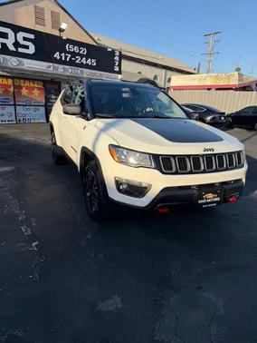 White Clearcoat 2019 Jeep Compass Trailhawk