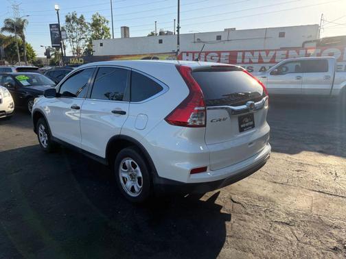 White Diamond Pearl 2016 Honda CR-V LX