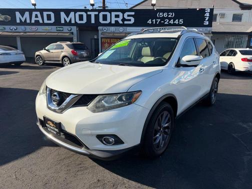 Pearl White 2016 Nissan Rogue SL