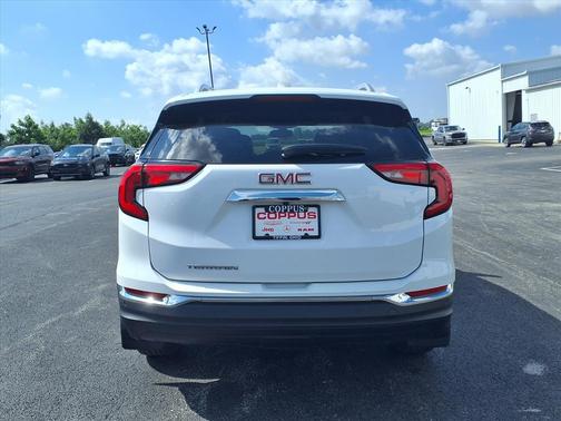 Summit White Gaz 2018 GMC Terrain SLT