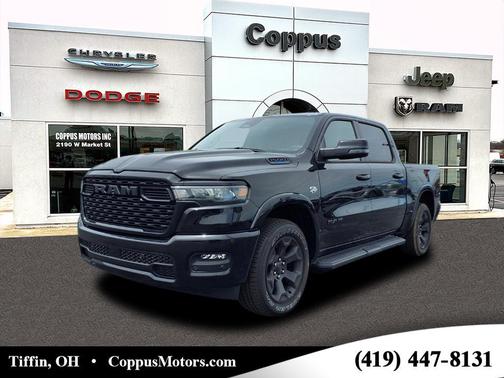 Diamond Black Crystal Pearl Coat (pxj) 2026 RAM 1500 Big Horn/Lone Star