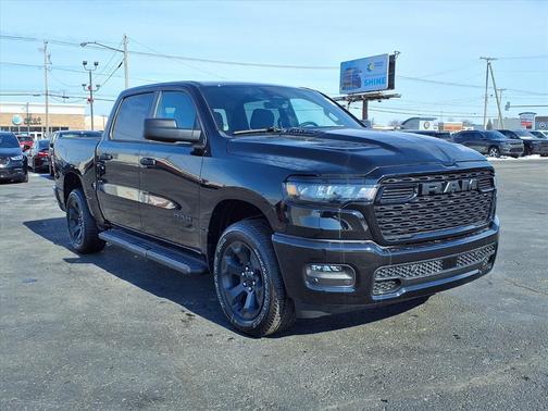 2025 RAM 1500 Express