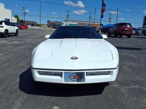 White 1990 Chevrolet Corvette Base