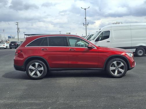 2021 Mercedes-Benz GLC 300 4MATIC