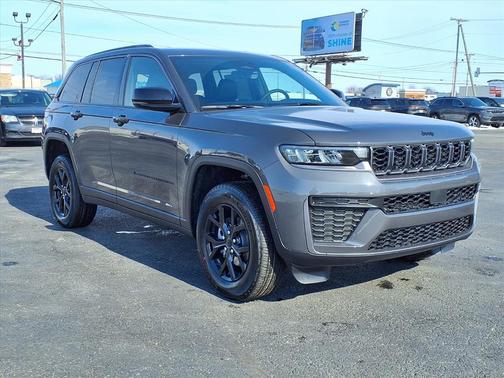 2026 Jeep Grand Cherokee Altitude