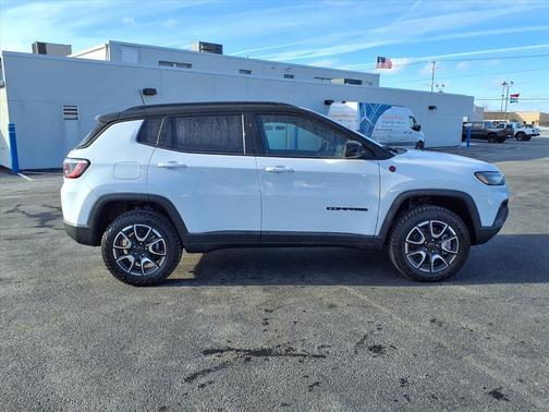 2026 Jeep Compass Trailhawk