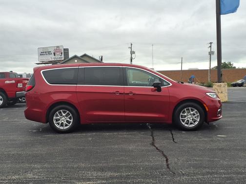 2026 Chrysler Pacifica L