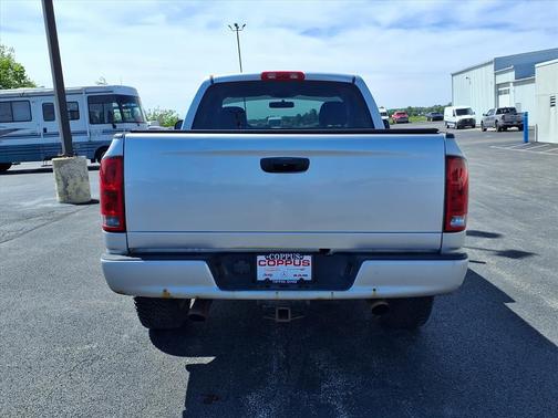 Bright Silver Metallic Clearcoat 2005 Dodge Ram 1500 SLT