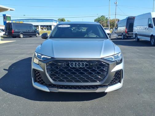 2025 Audi RS Q8 4.0T