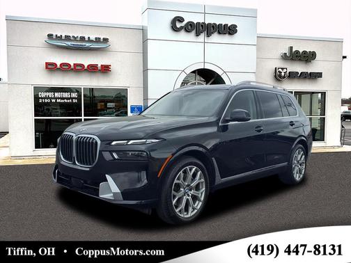 Black Sapphire Metallic 475 2023 BMW X7 xDrive40i