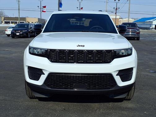 2024 Jeep Grand Cherokee Altitude