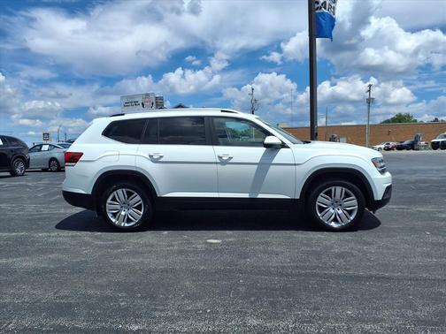 Pure White 0q0q 2019 Volkswagen Atlas 3.6L SE w/Technology