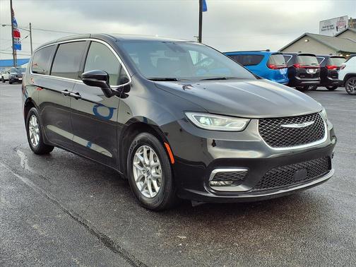 2025 Chrysler Pacifica L