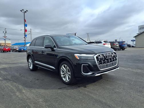 2025 Audi Q7 55 Premium Plus