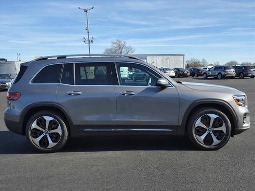 2024 Mercedes-Benz GLB 250 4MATIC