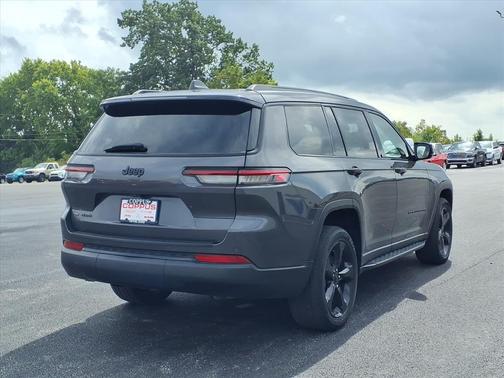 2022 Jeep Grand Cherokee L Altitude